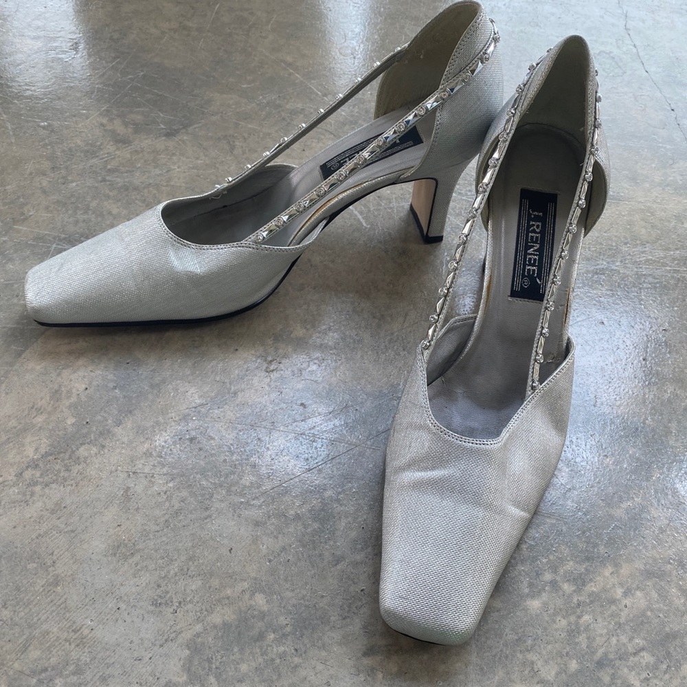 VINTAGE “J. Renne” Silver Fabric Bejeweled Strap Heeled Pumps